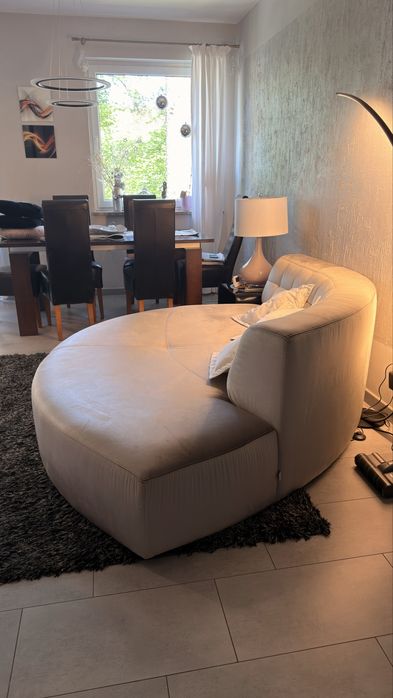 Sofa Aris - piekny i wygodny mebel do salonu