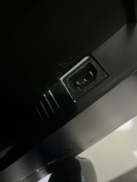 monitor asus igła