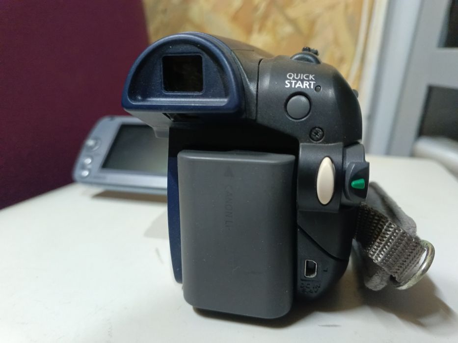 Відеокамера Canon + сумка