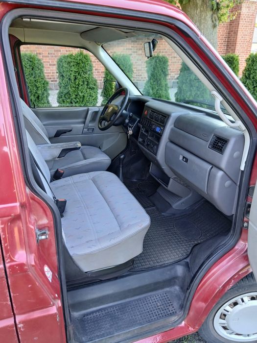 Volkswagen Transporter T4 blaszak, long 2.4 diesel. Nowe OC na rok!!