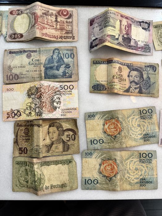 Grande coleção de Filatelia e Numismática Portuguesa – Selos, FDC, Notas e Moedas