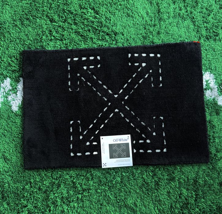 Dywanik off white