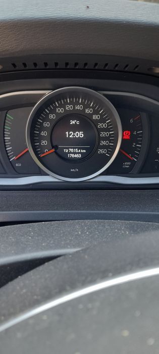 VOLVO S60 D2 momentum