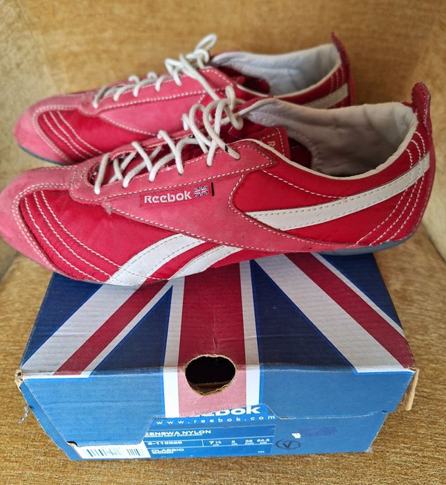 Sapatilhas/ Ténis Reebok, 38