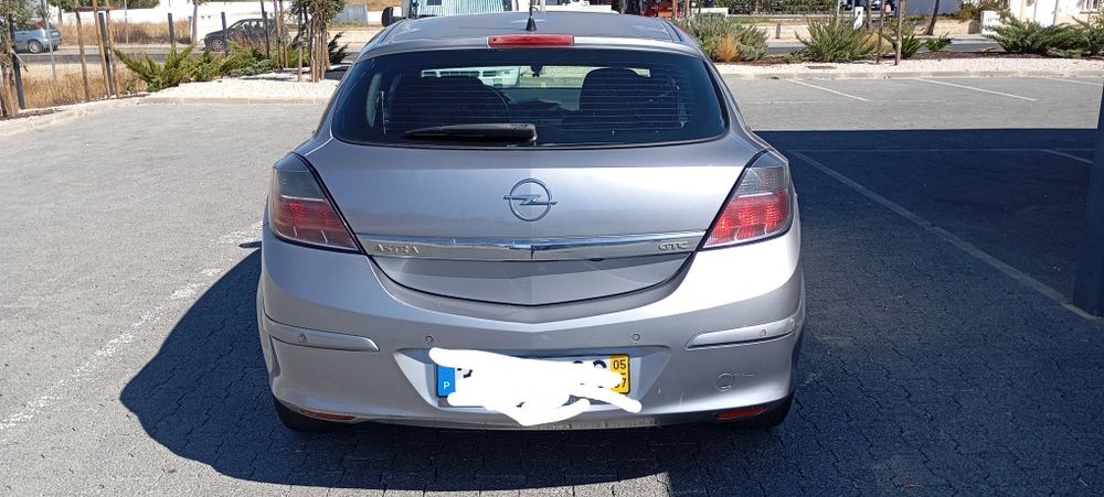 Opel Astra GTC 1.3 CDTI