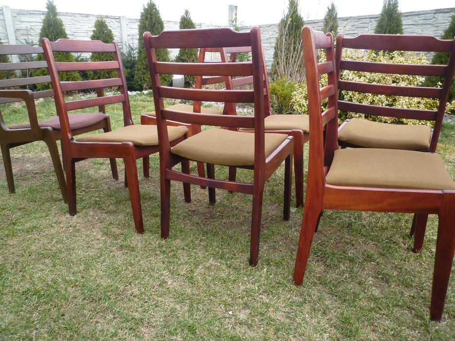 Krzesła Hałas,bumerang,muszelka z czasów PRL-U