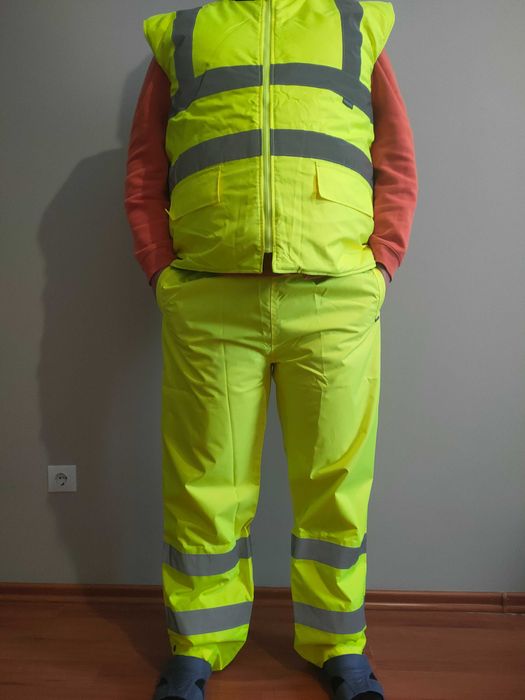 Робочий теплий костюм