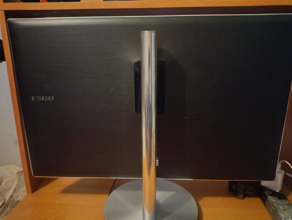 2k  27" монітор samsung 1440p QuadHD