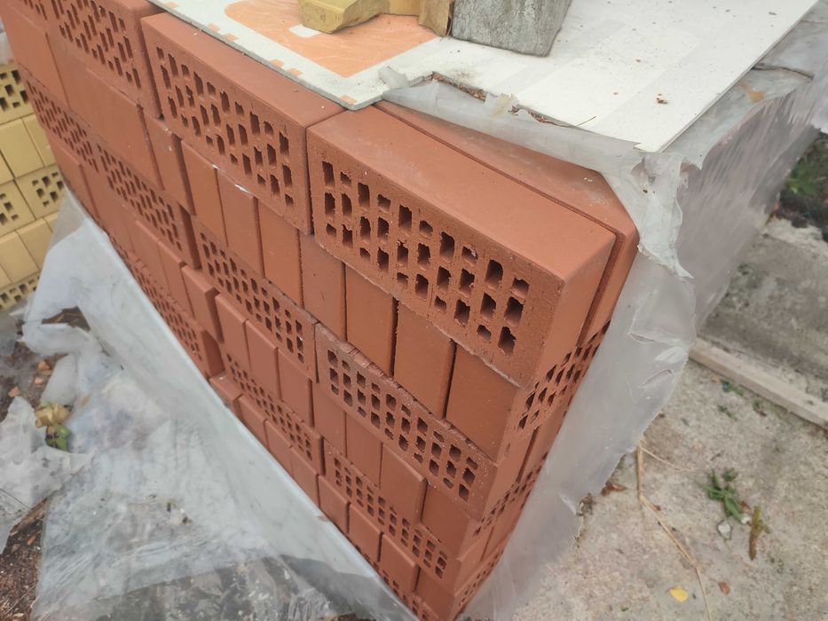 Cegłą klinkierowa SAHARA i inne