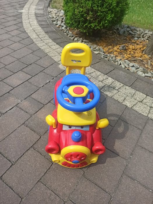 Samochodzik do odpychania