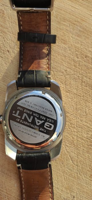 Relógio GANT World Time – Quartzo Japonês – Usado