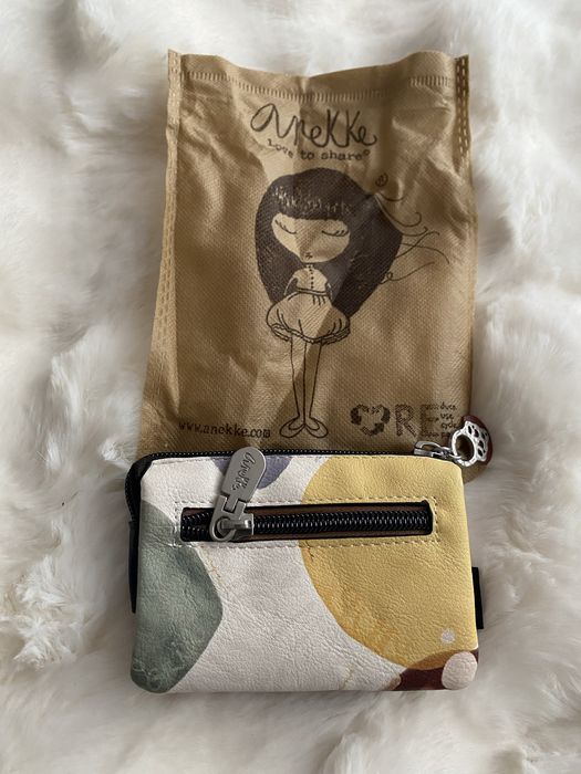 Mały portfelik Anekke