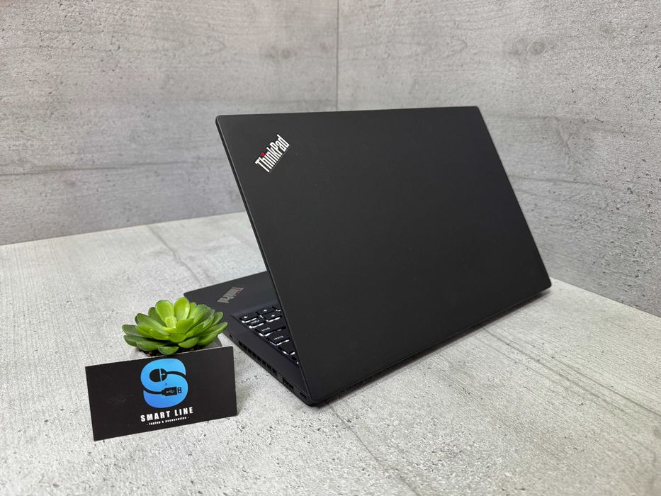 Мультимедійний ноутбук Lenovo X1 Carbon Gen 5/8gb ddr4/256gb ssd