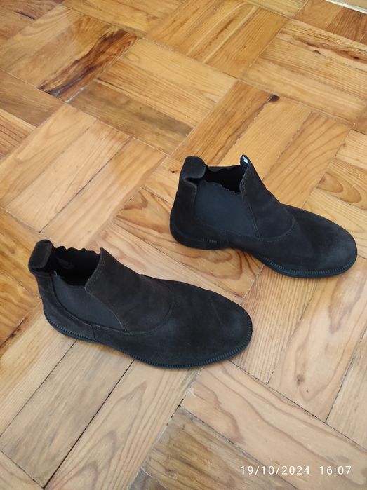 Botas  tamanho 36
