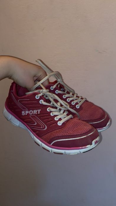 Кросівки Sport (вживані)