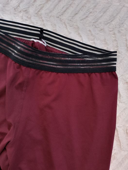 Leginsy fitness damskie crivit rozmiar M
Długość 91,5 cm
Szerokość w p