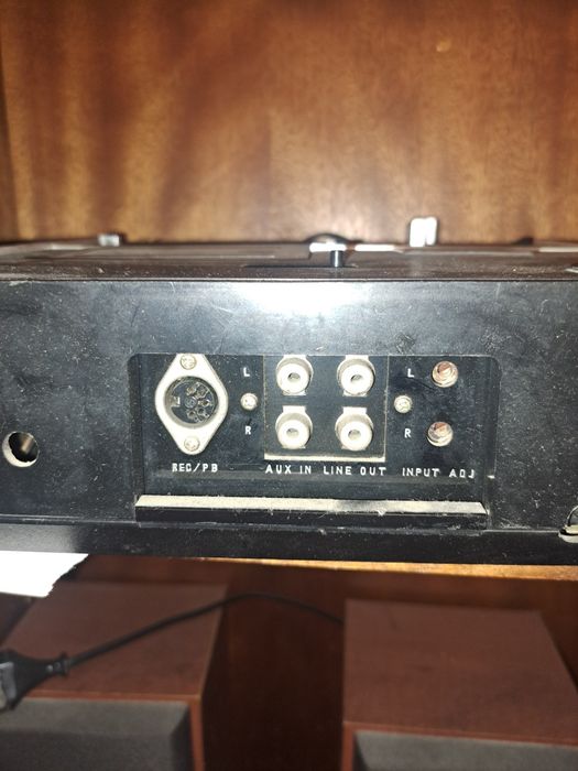 Leitor e gravador de cassetes anos 70