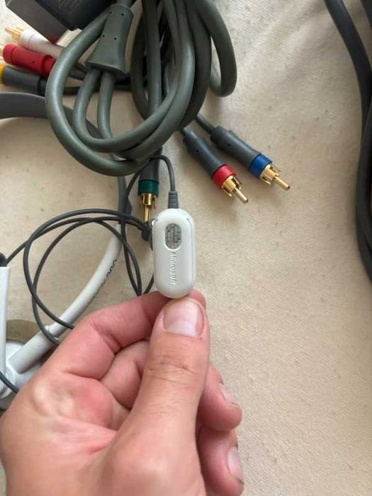 Xbox 360 oryginalny zasilacz 14,2A kabel tv AV orygailne słuchawki zestaw sprawne Xbox