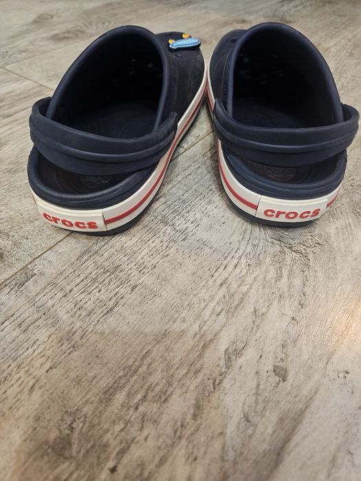 Crocsy unisex przypinki