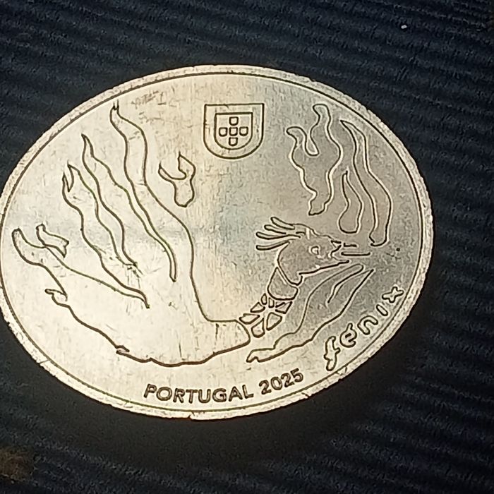 moeda 5.00 euros  recente( Fenix))