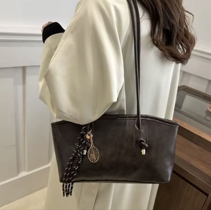 Сумка/колір насичений Коричневий!