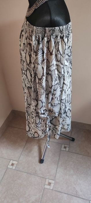 Sukienka hiszpanka rozm M/L