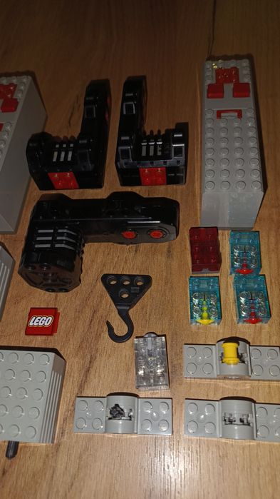 Lego elektryka elektronika technic lata 90-te legoland  silniki  kg