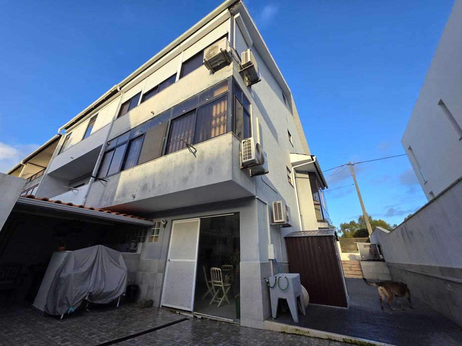 Moradia em Vale Milhaços, Corroios