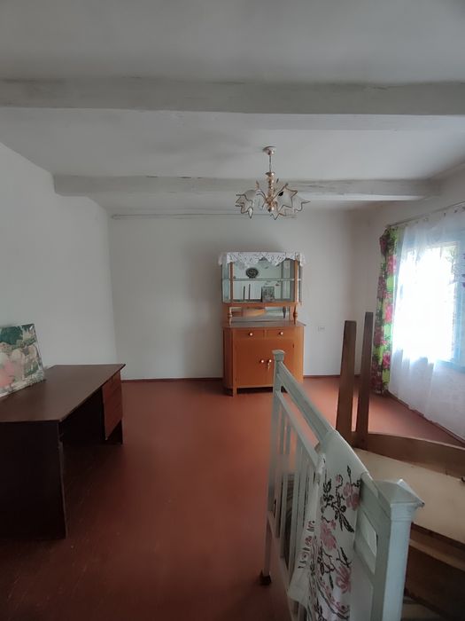 Продається будинок в с.Новоселиця+велика ділянка