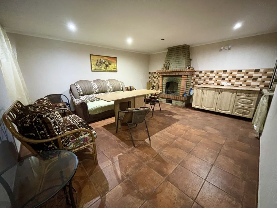 Продаж будинку в Довгинцівському районі