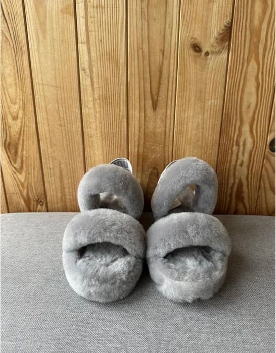 Пухнасті тапки сандалі UGG Oh Yeah