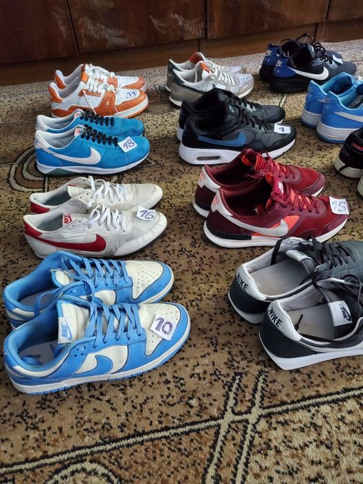 Кросовки NIKE 42/43/р