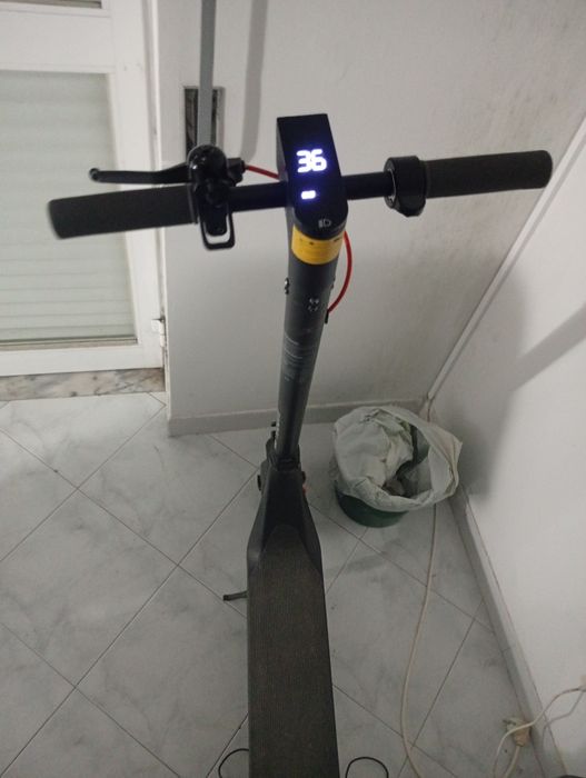 Trotinette électrique para vender muito bom  130€