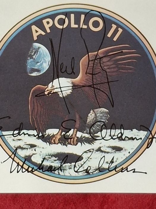 Apollo XI - nalepka z autografami astronautów (fakscymile).