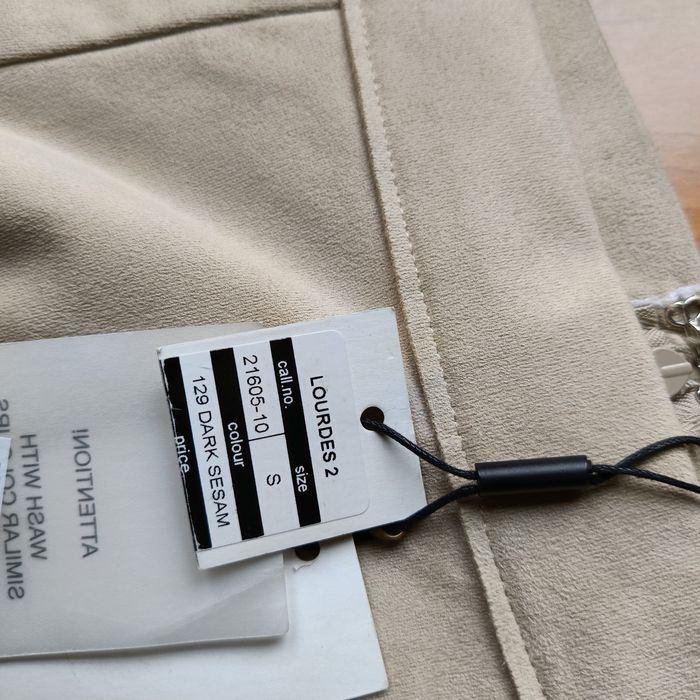 Soyaconcept 36 S piękna nowa spódnica damska miękka a'la zamsz wiosna