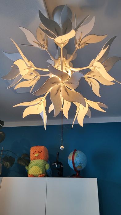 Lampa wisząca do pokoju dziecka nastolatka Ikea Ramsele biała