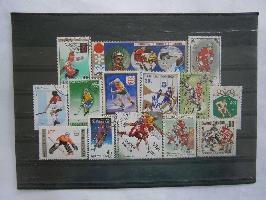 38 selos sobre Hóquei patinado todos diferentes