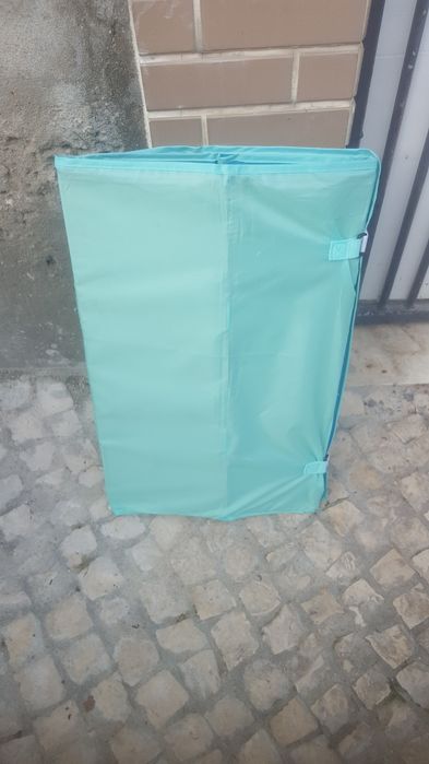 Cama  de viagem  flexível  para  crianças