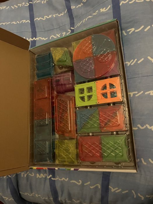 Nunca usado ainda com plastico