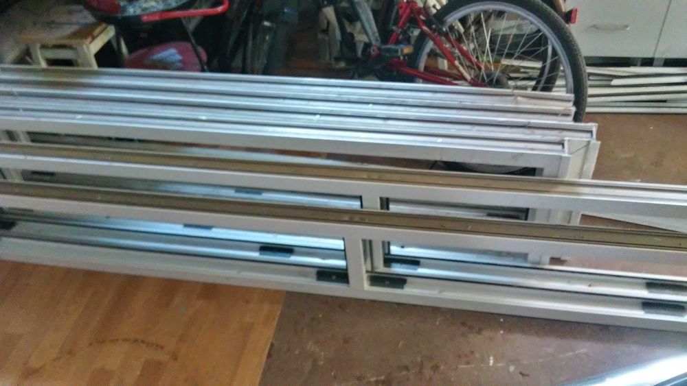 ścianki PCV kaloryfery  drzwi MDF piecyki gazowe