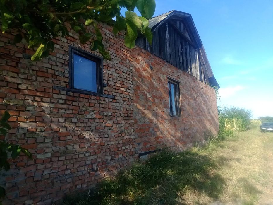 Продам 1/2 будику