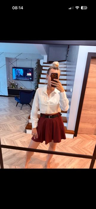 Plisowana spódnica z paskiem