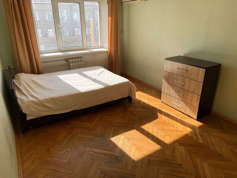Продаж БЕЗ Комісії 4х кімн.кв. по вул.Велика Васильківська 45/17, Центр