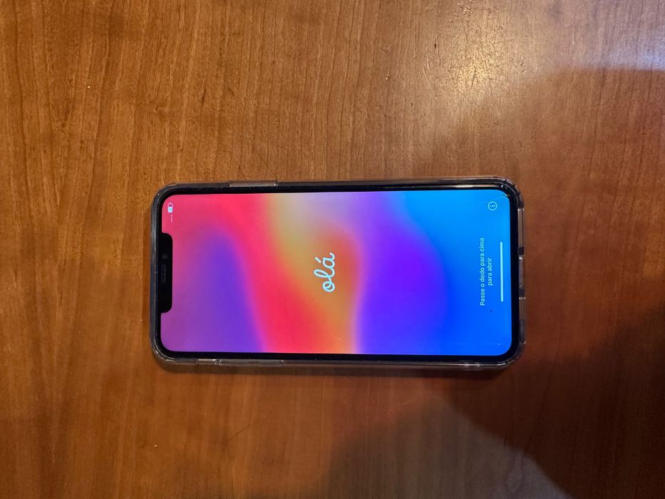 IPhone 11 como novo com capa