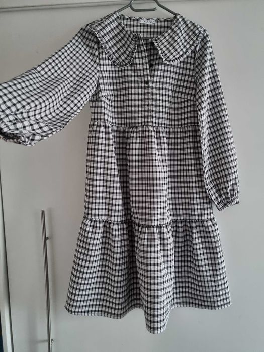 sukienka w kratę vintage idealna na zakończenie roku cudowna