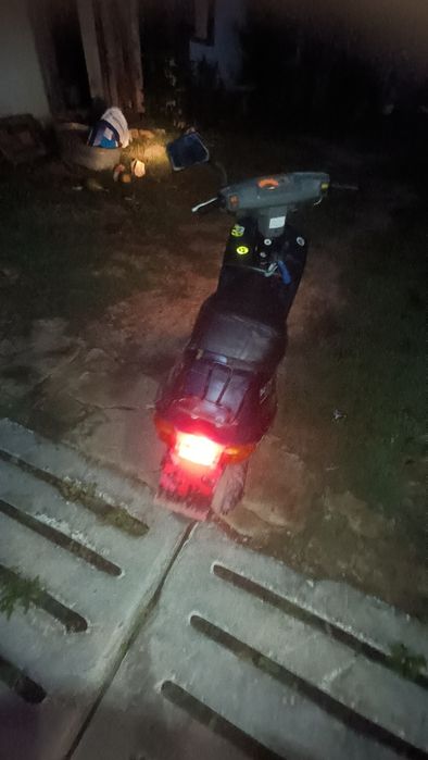 Стан хороший но не  на ходу бо немає стипленія