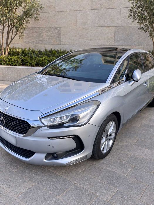 Citroën DS5 1.6 BlueHDi 120 cv Diesel | 2015 | Manual 6 velocidades | 158.000 km | Design e Sofisticação