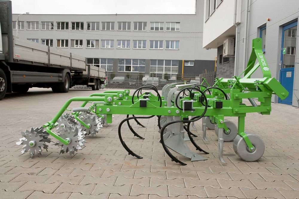 Pielniko obsypnik bomet 3 rzędowy z wałkami