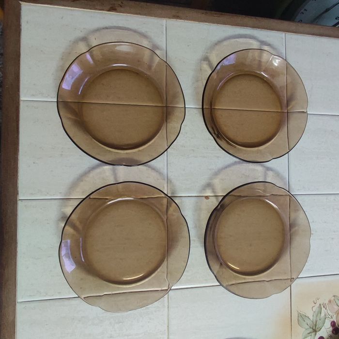 Various vintage plates434199544663920641