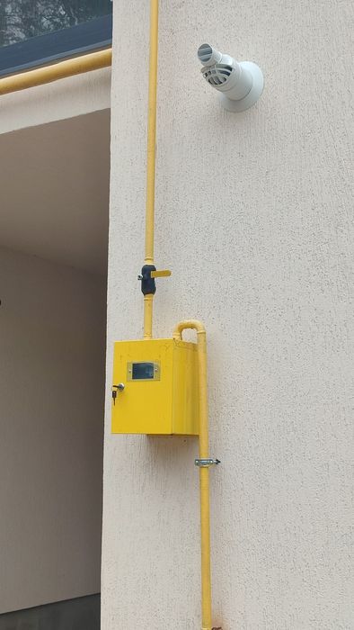 Продаж таунхауса 4кім, 2 сотки  з частковим ремонтом, є газ котел,